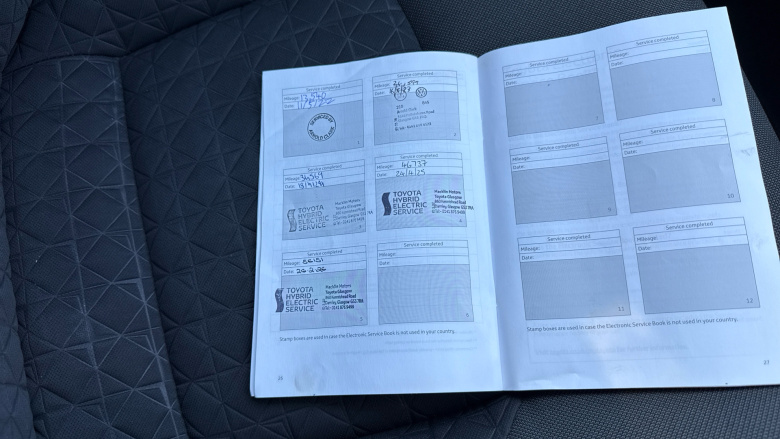 Toyota C-HR 1.8 Hybrid Design 5dr CVT Hybrid Hatchback